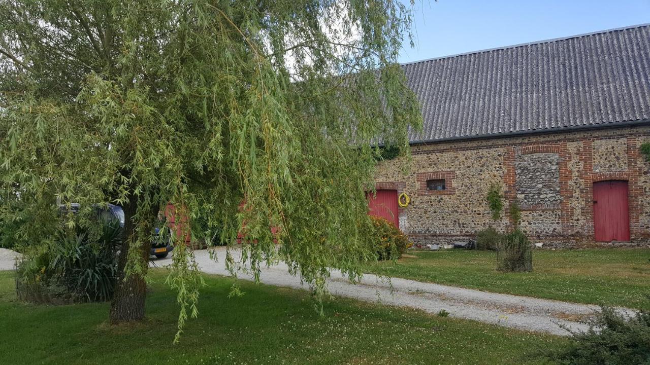 Au Petit Paradis Sainte-Gauburge-Sainte-Colombe Ngoại thất bức ảnh